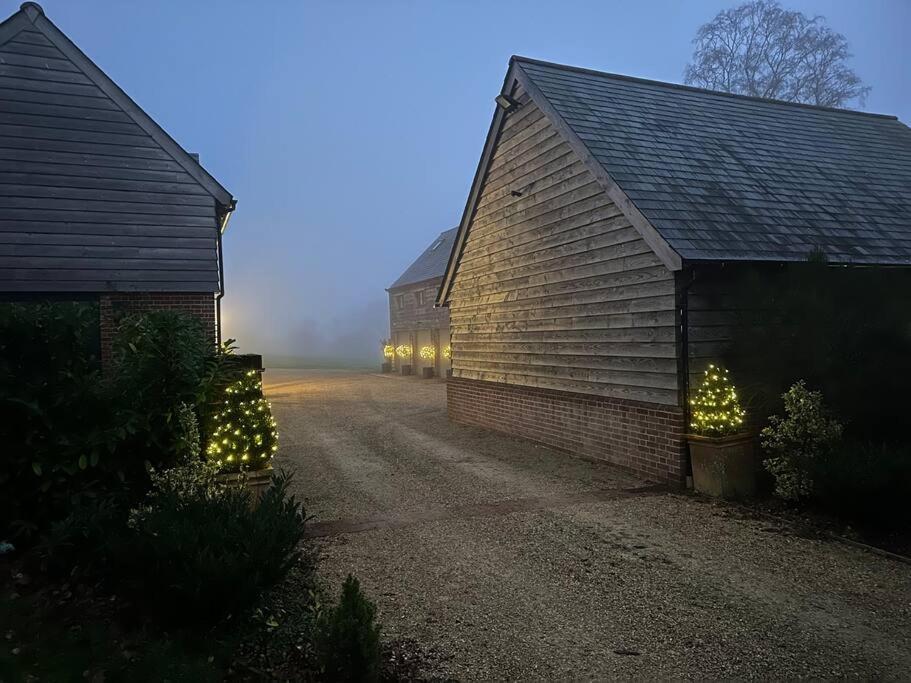The Old Stables Villa Salisbury Exterior photo